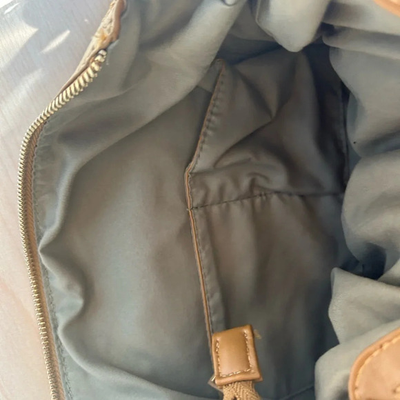 DMR touch  made in Spain luxury crossbody canvas and leather bag excellent cond - Picture 7 of 9